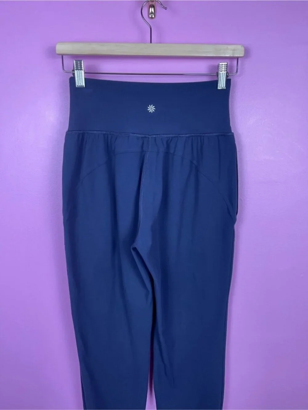 Athleta Salutation High Rise Jogger Navy Powervita Women’s Small